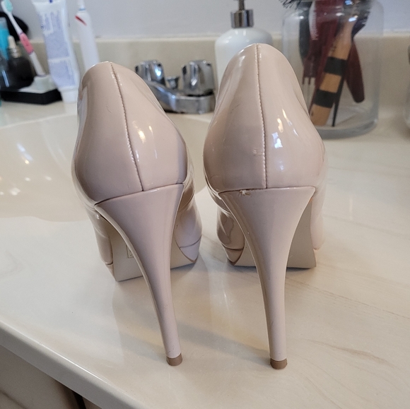 Aldo - Picture 5 of 8